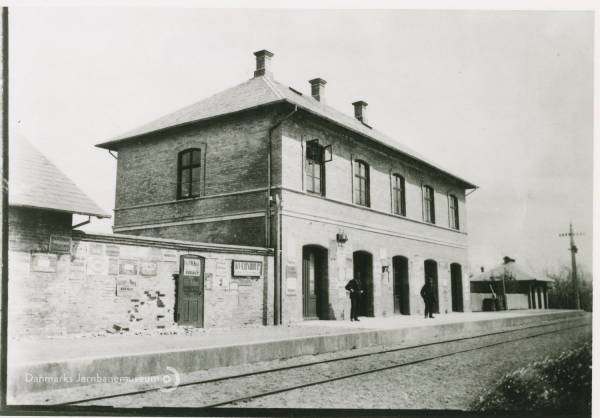Stationsbygningen 1887