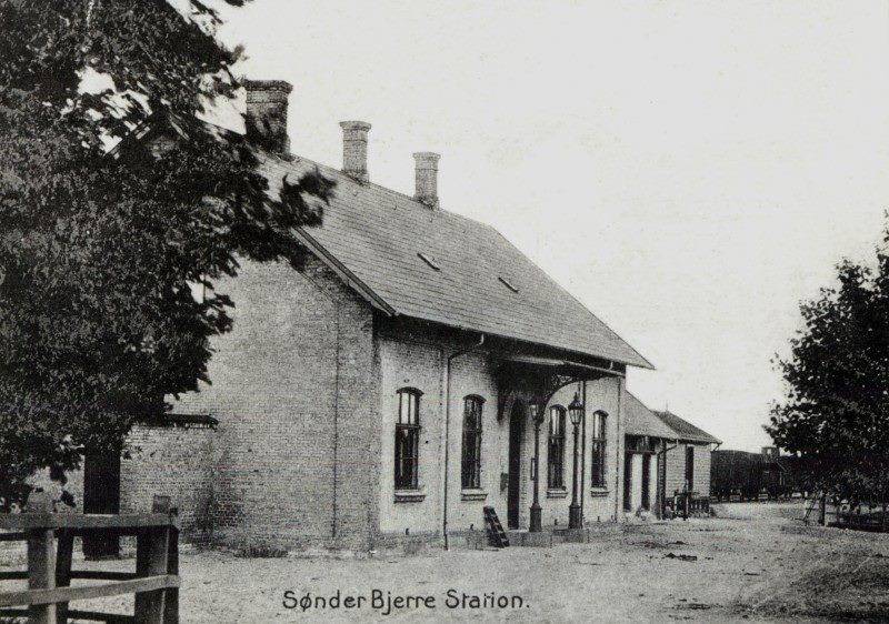 sonder_bjerre_station.jpg